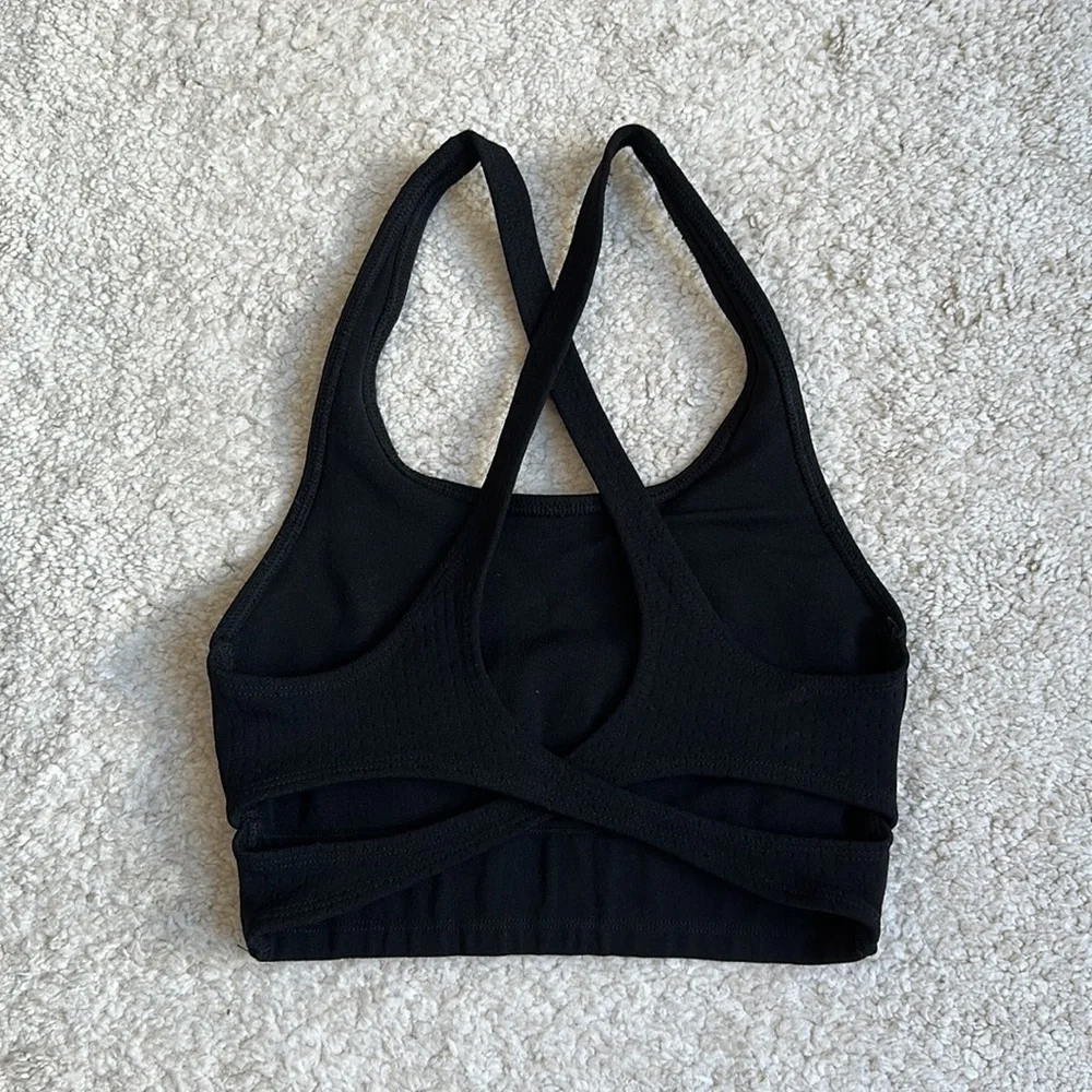 Fabletics Ella Sculptknit Sports Bra - Black